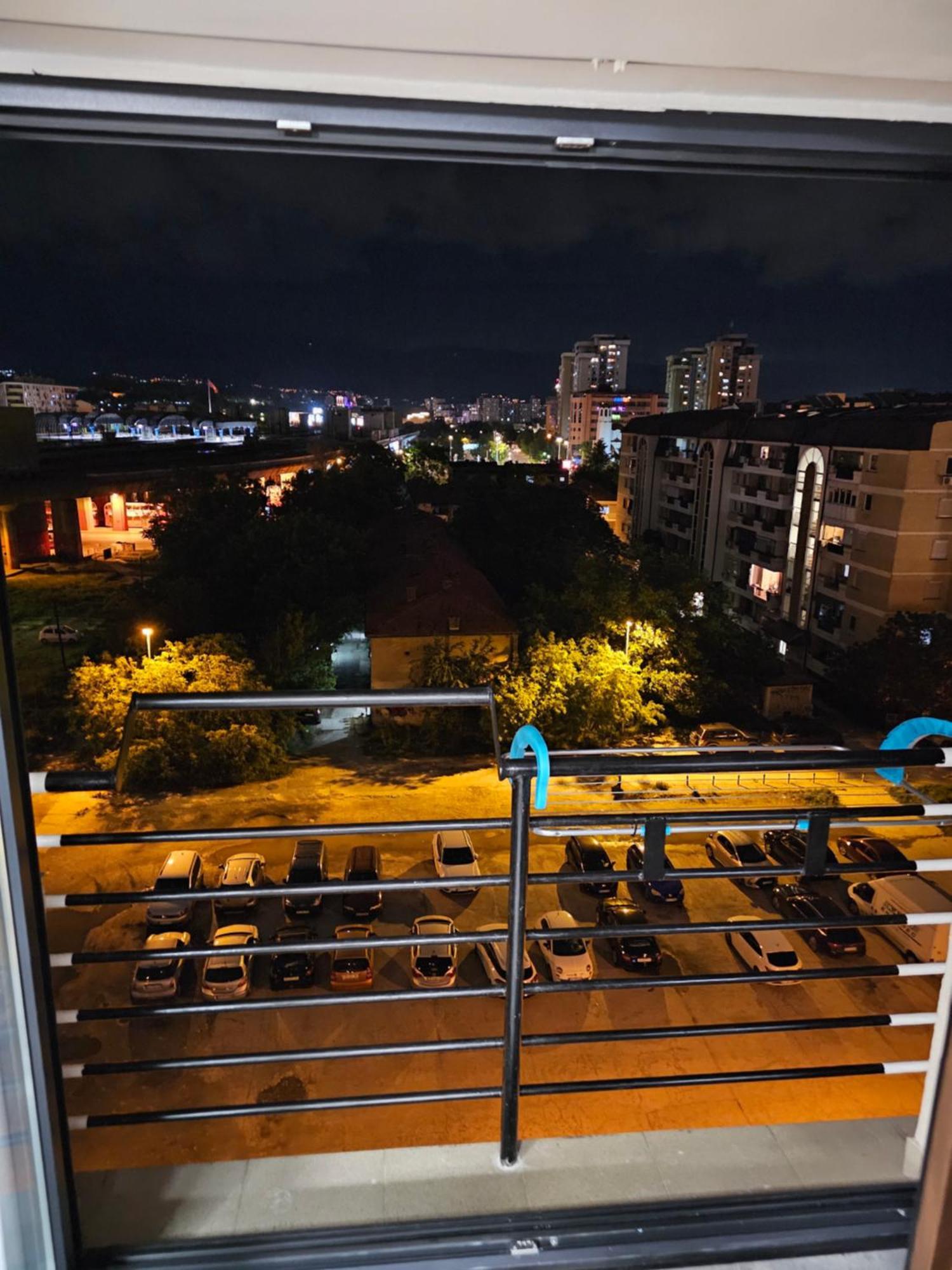 Karas Lux Apartment Скоп'є Екстер'єр фото